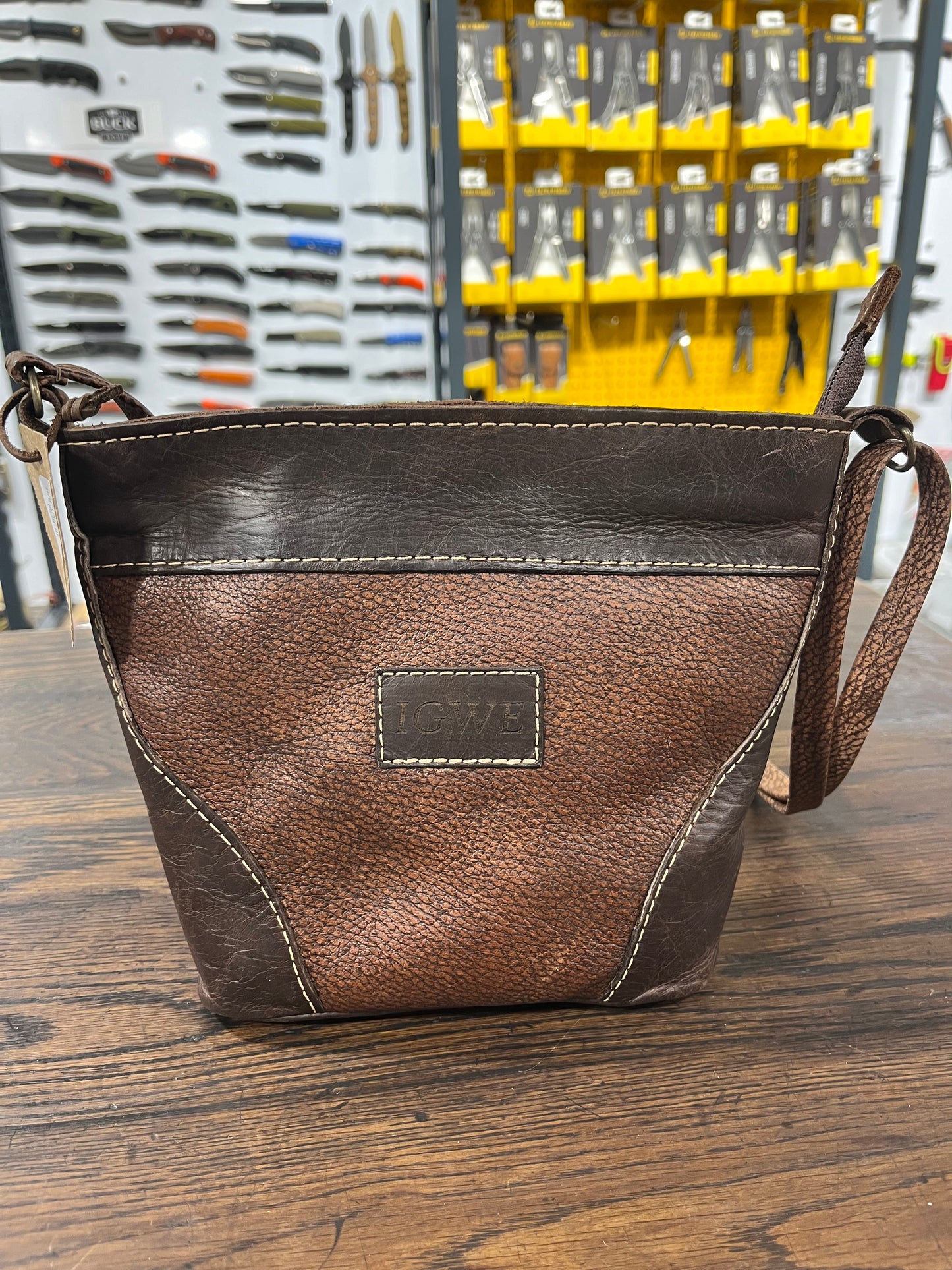 Der Lederhandler Igwe Spirit Bag Earthy