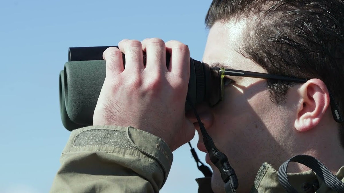 Swarovski AX Visio 10x32 Smart Binoculars