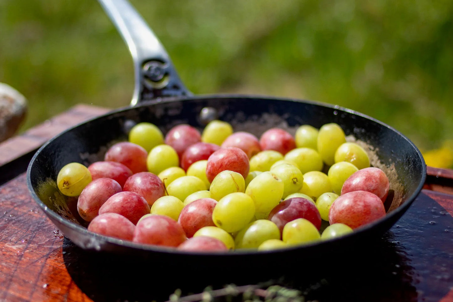 De Buyer Mineral B Pro Carbon Steel Frying Pan 24cm