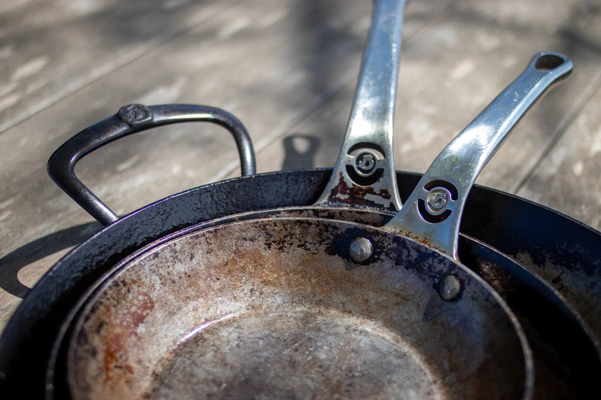 De Buyer Mineral B Pro Carbon Steel Frying Pan 28cm