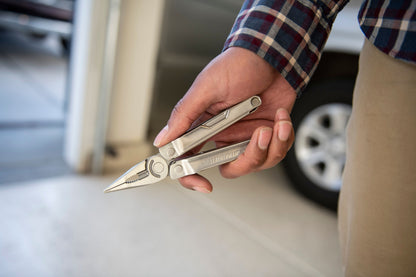 Leatherman Bond Multitool